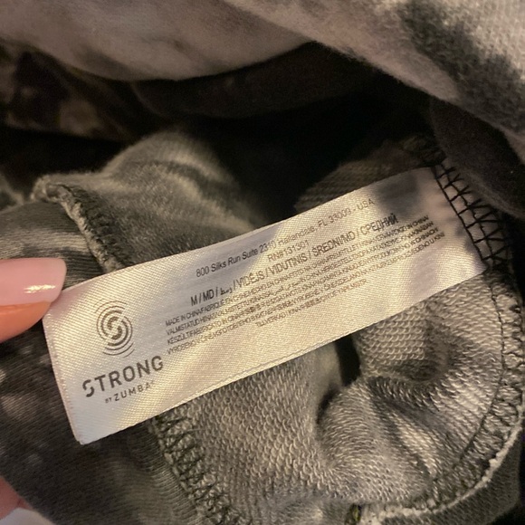 Zumba Strong Hoodie - Picture 8 of 10